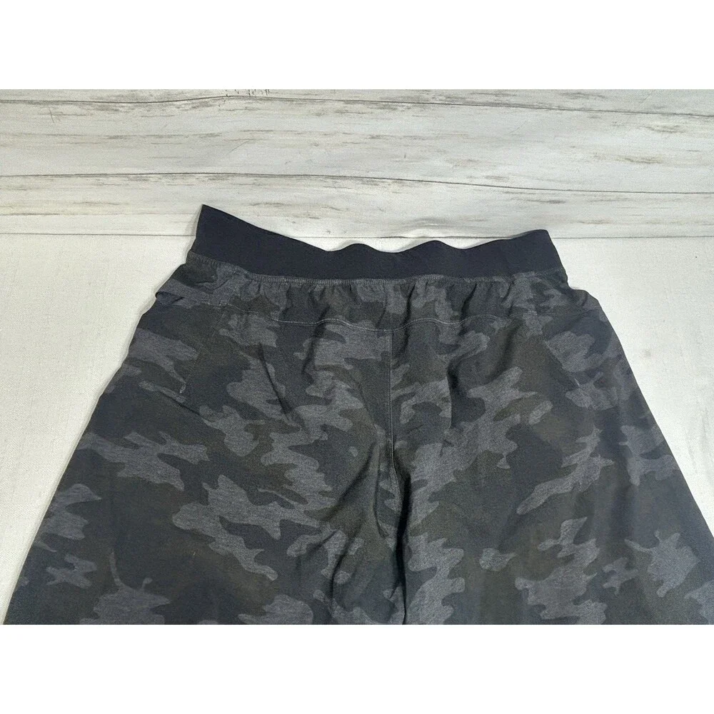 LULULEMON XL  Mens Camo Shorts Linerless 10